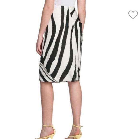 NWOT BOTTEGA VENETA Zebra Print Silk Blend Skirt size 10-C16 - Picture 4 of 7